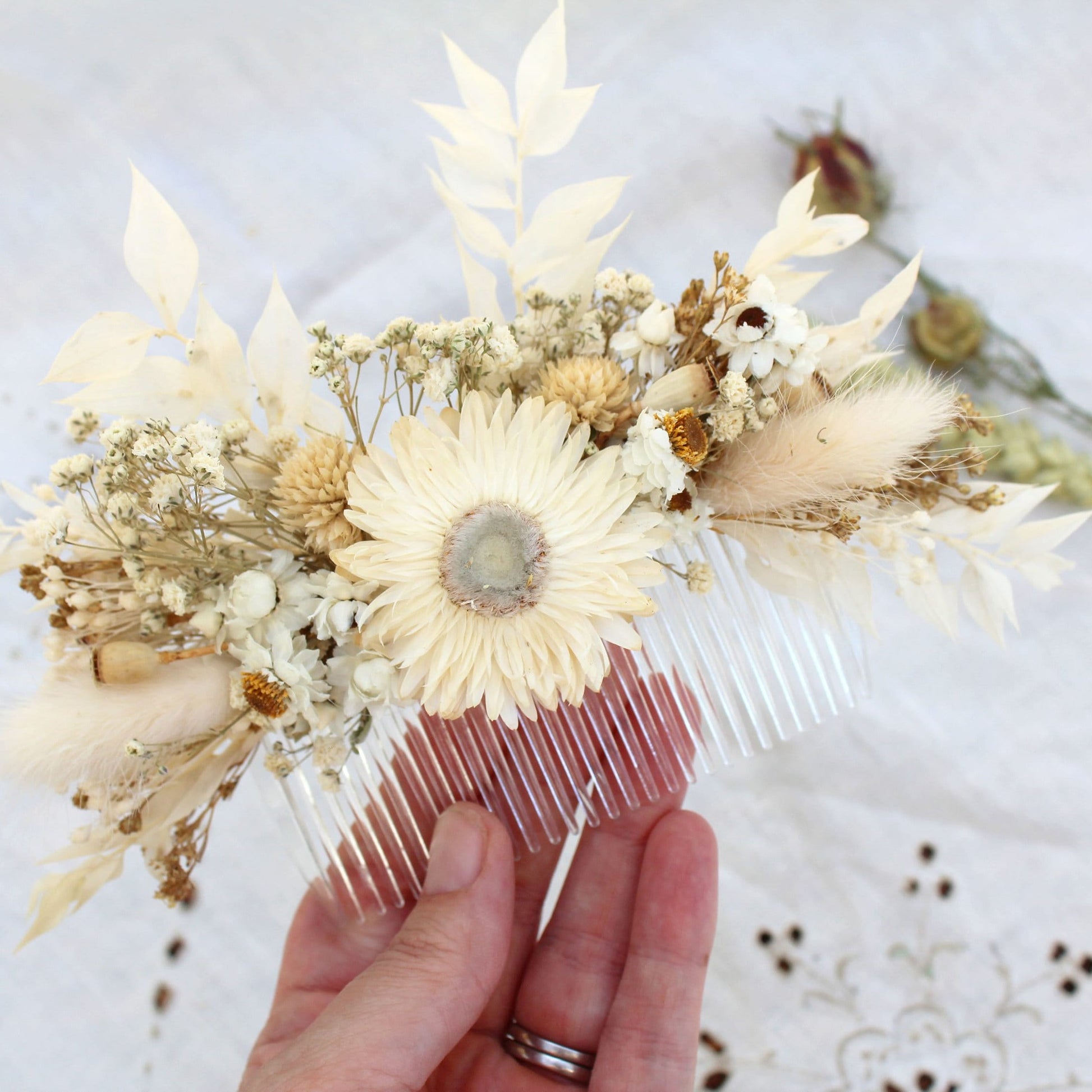 "Love In A Mist" Dried Flower Hair Comb - Lytton Rose Botanical