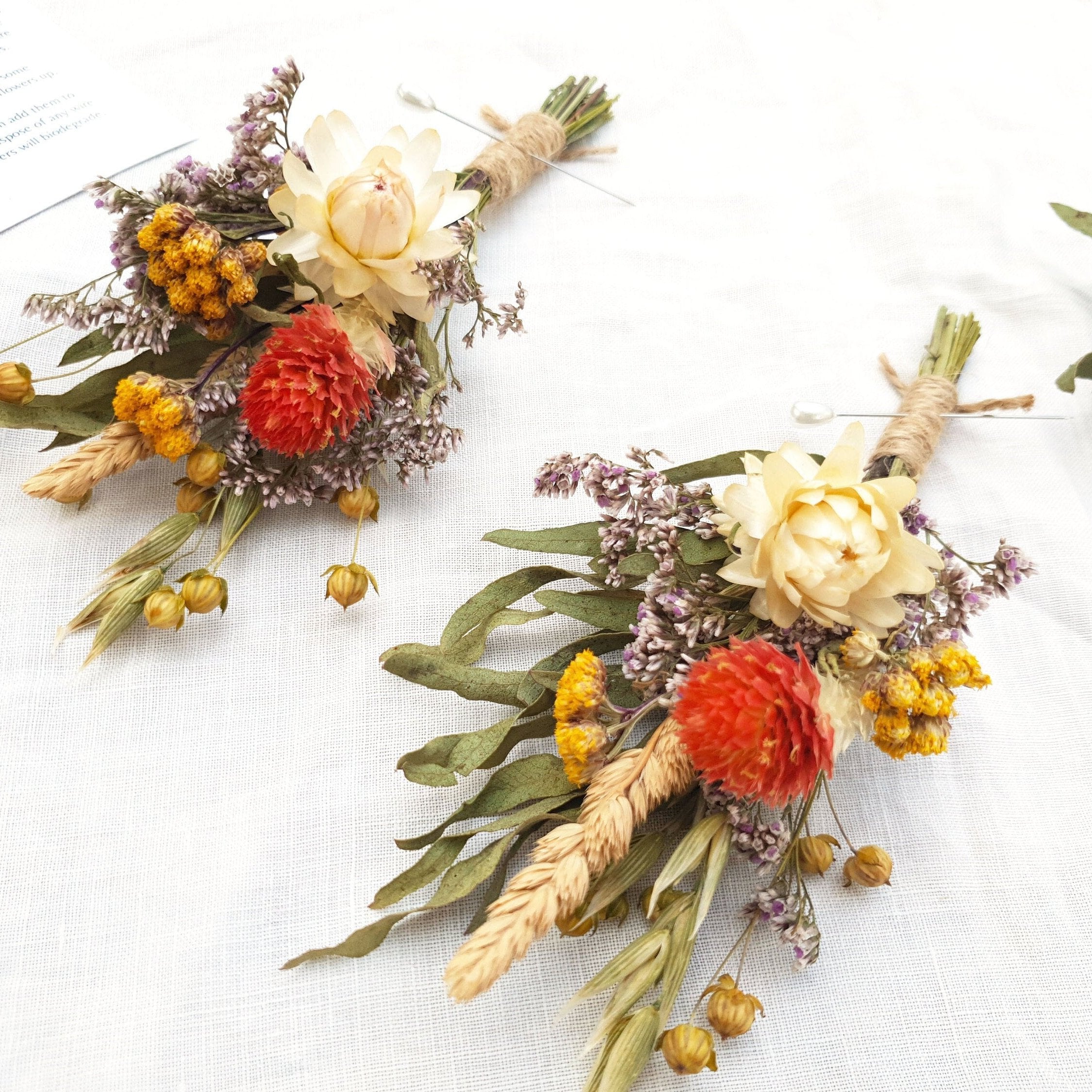 Raja buttonhole in natural flowers dried and stabilized nude for married selling and witnesses